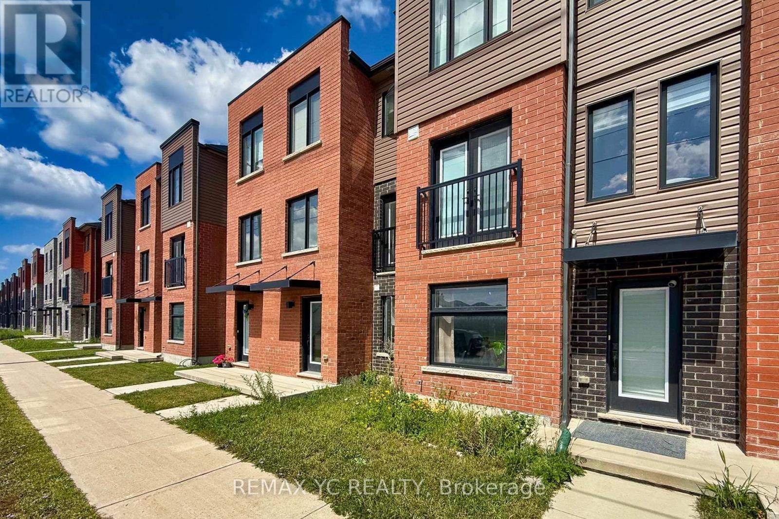 5 FAIRLANE AVENUE