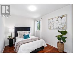 1059 Glen Mhor Crescent, Midland, ON L4R4P5 Photo 16