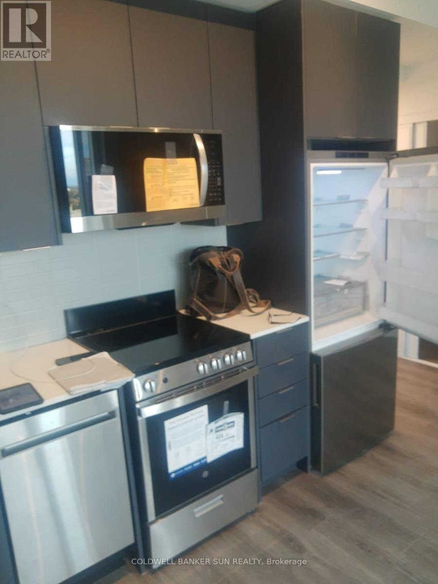 #815 225 MALTA AVENUE - 6