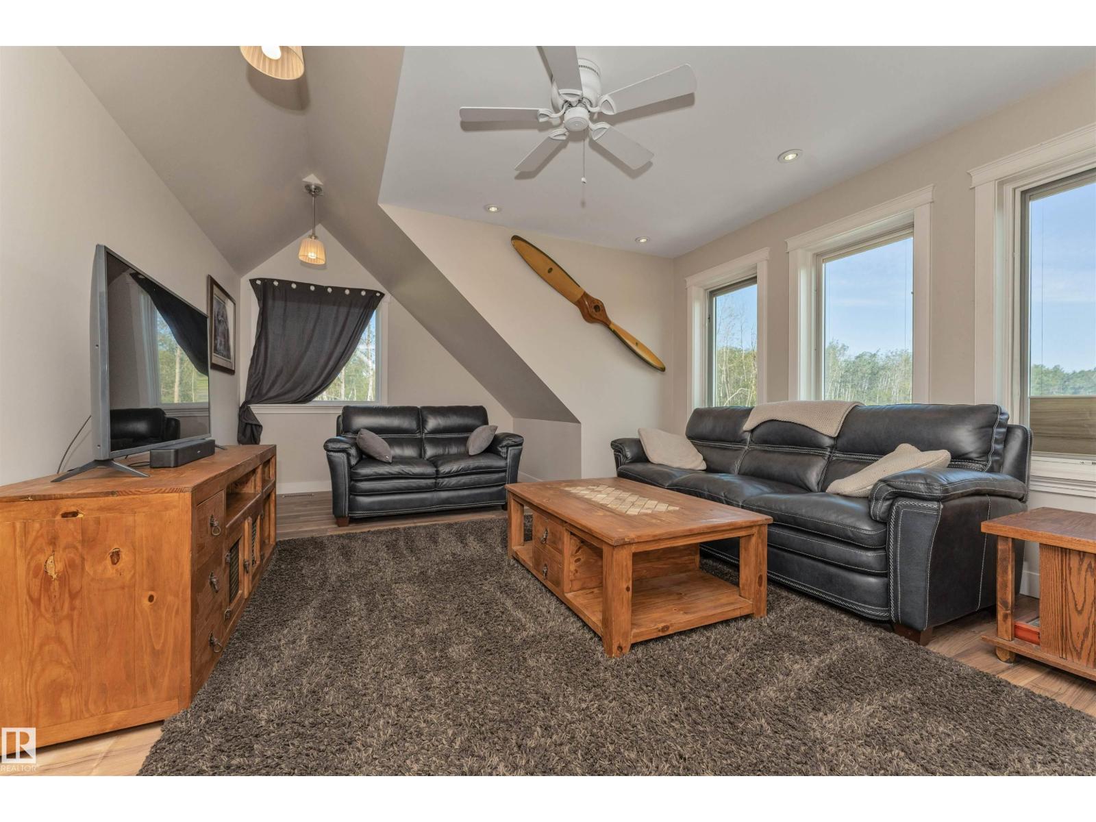 57020 HWY 28 - 24