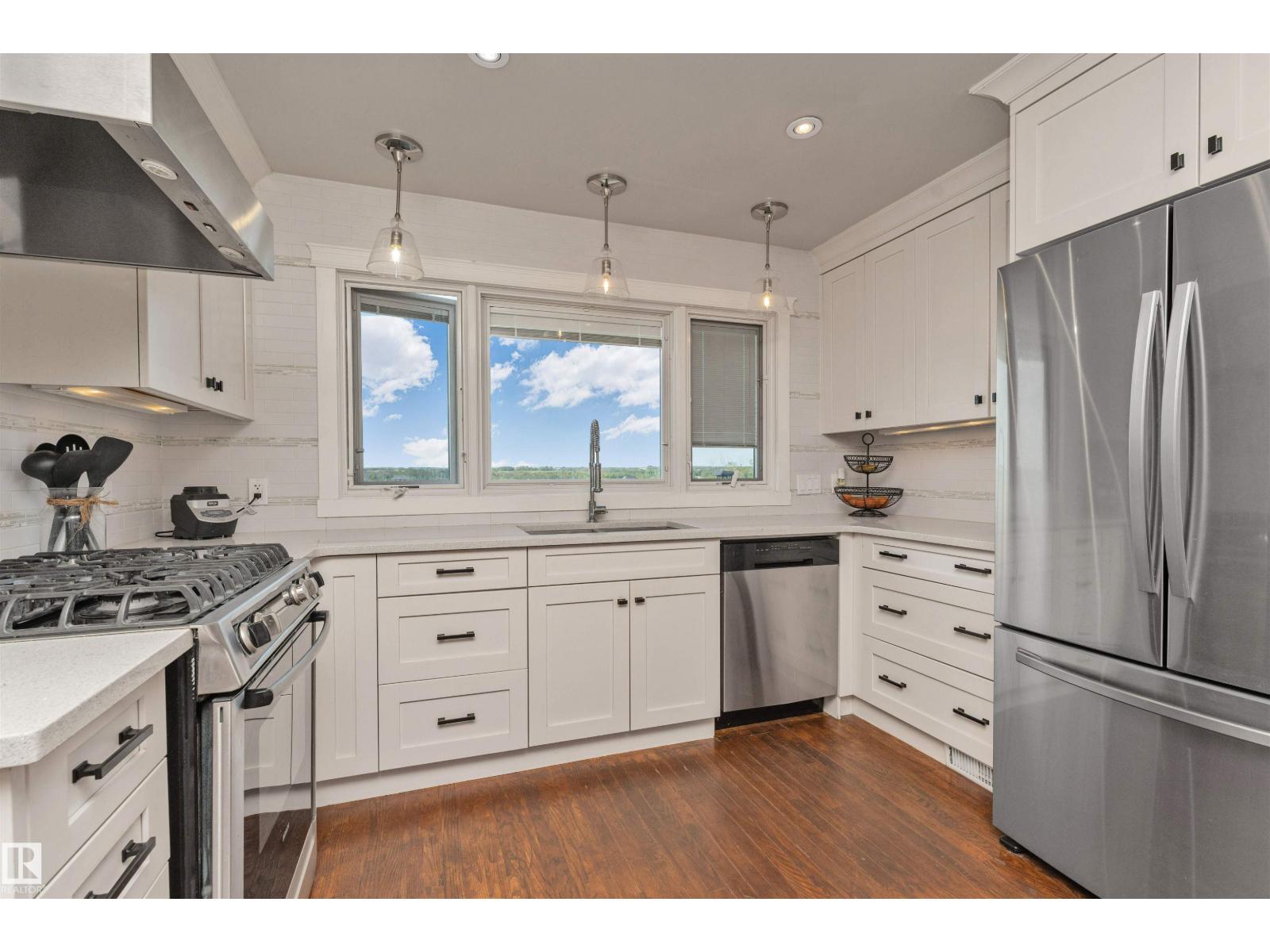 57020 HWY 28 - Image 10