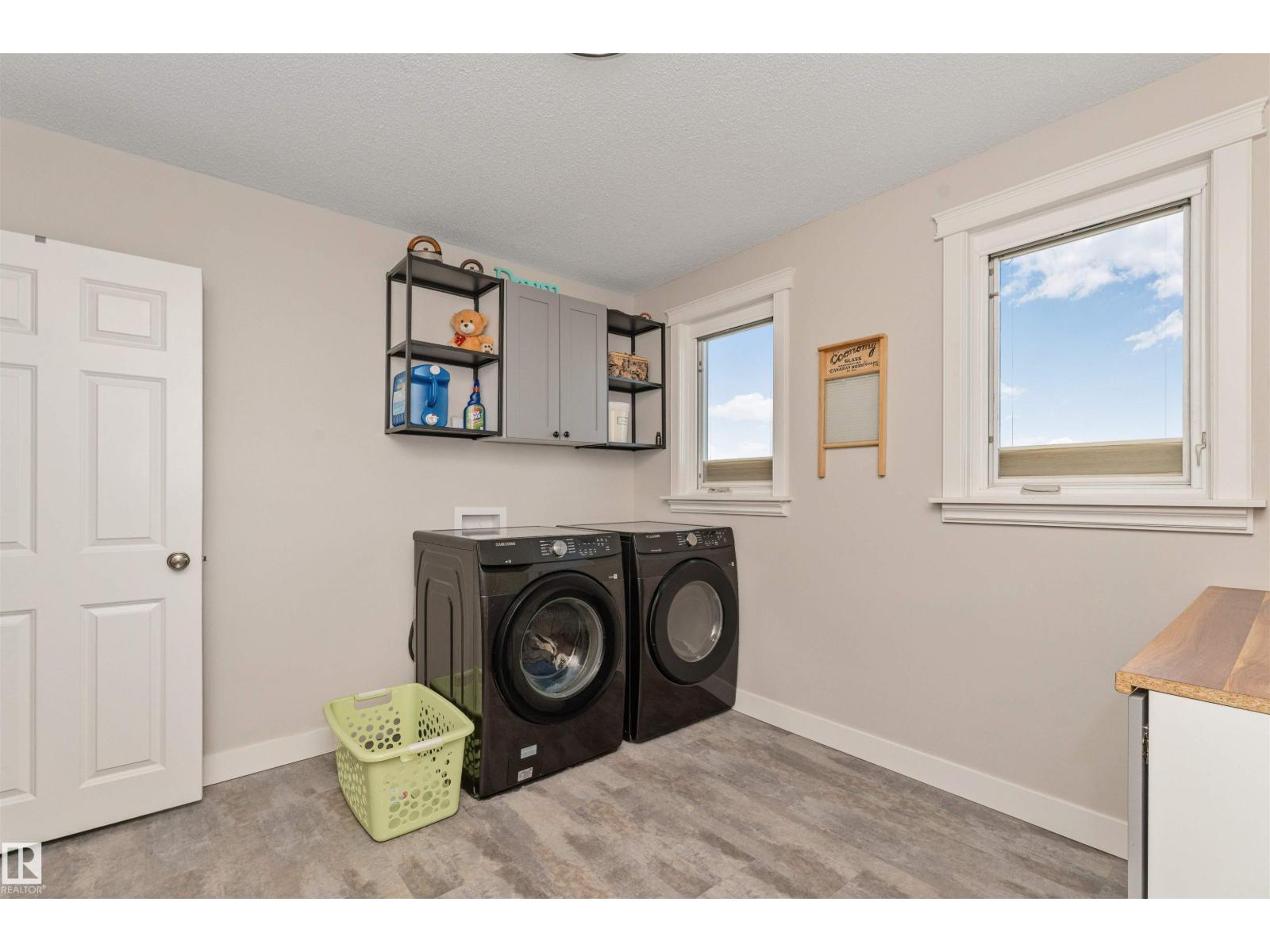 57020 HWY 28 - Image 23