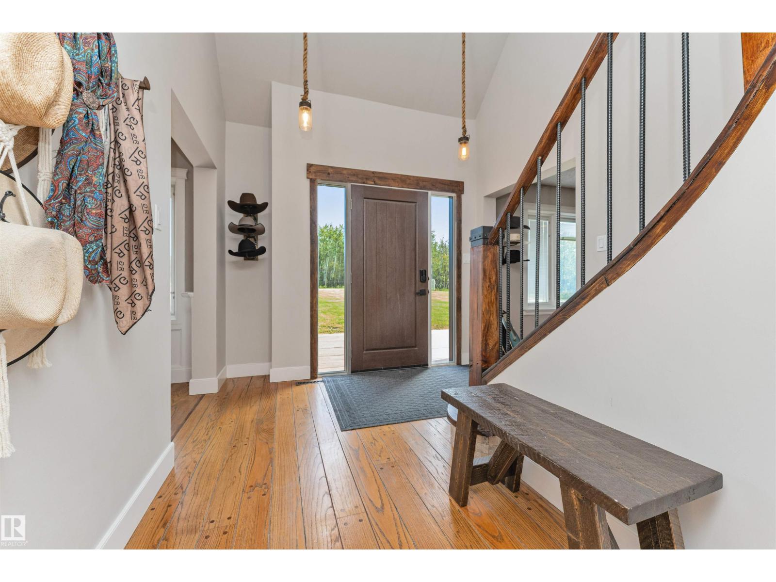 57020 HWY 28 - 3
