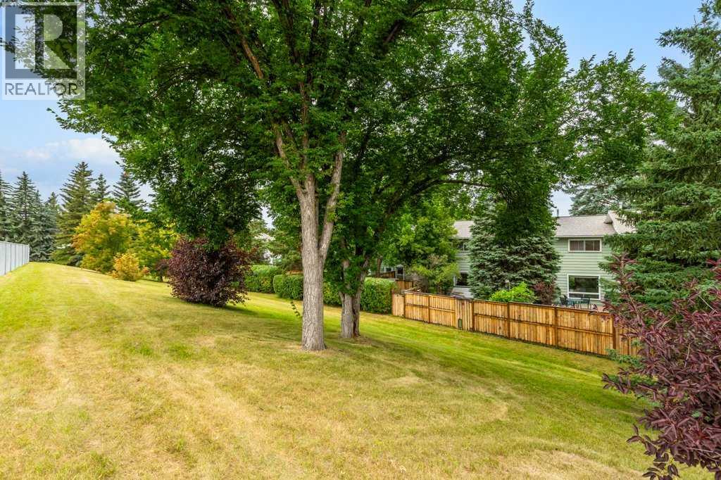 #71 2815 Palliser Drive SW - 36