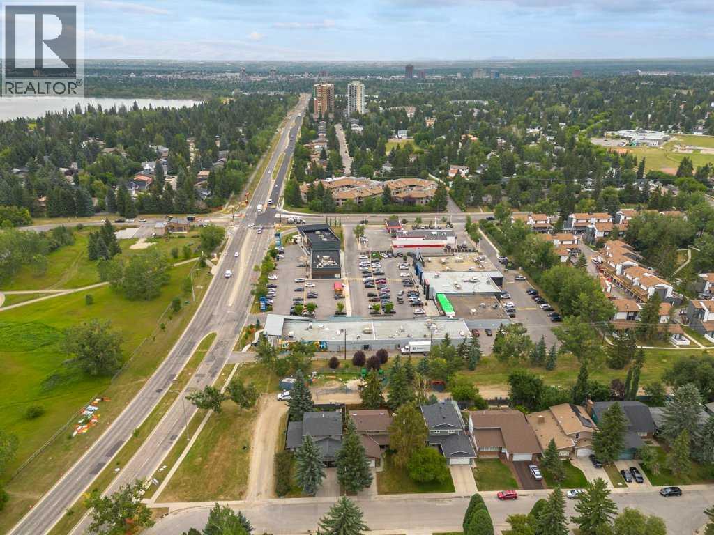 #71 2815 Palliser Drive SW - 49