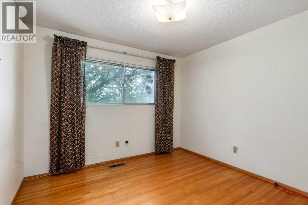 #71 2815 Palliser Drive SW - 25