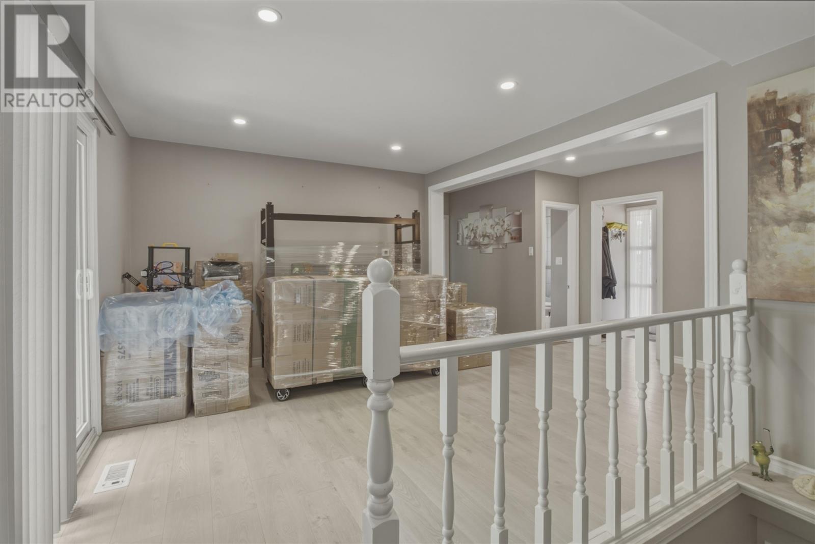 44 Axmith AVE - Image 10