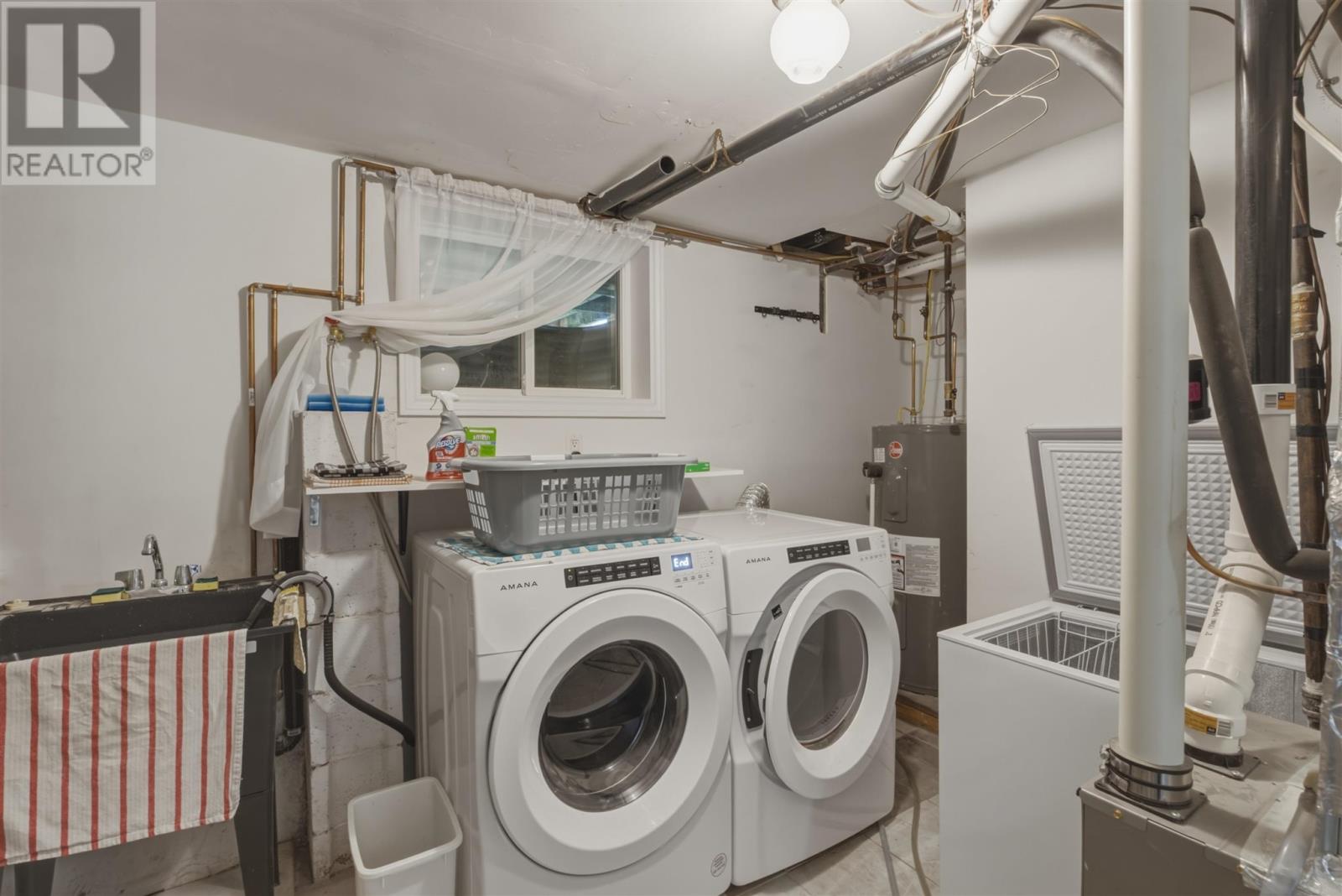 44 Axmith AVE - Image 21