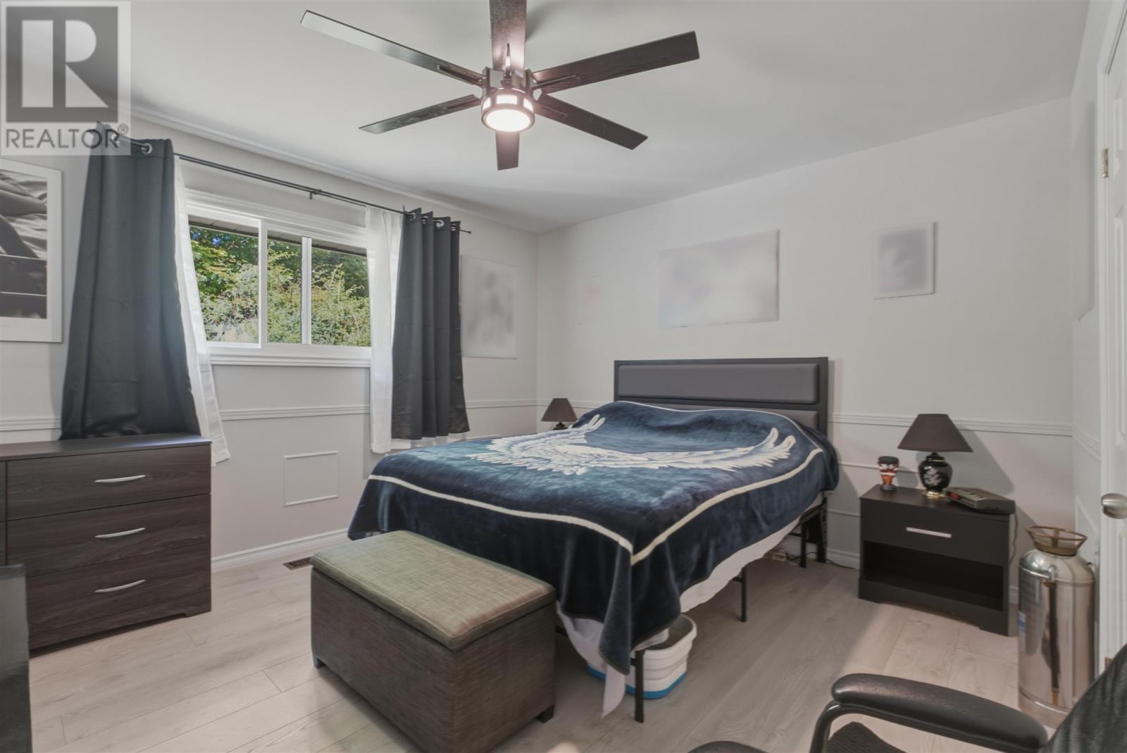 44 Axmith AVE - Image 16