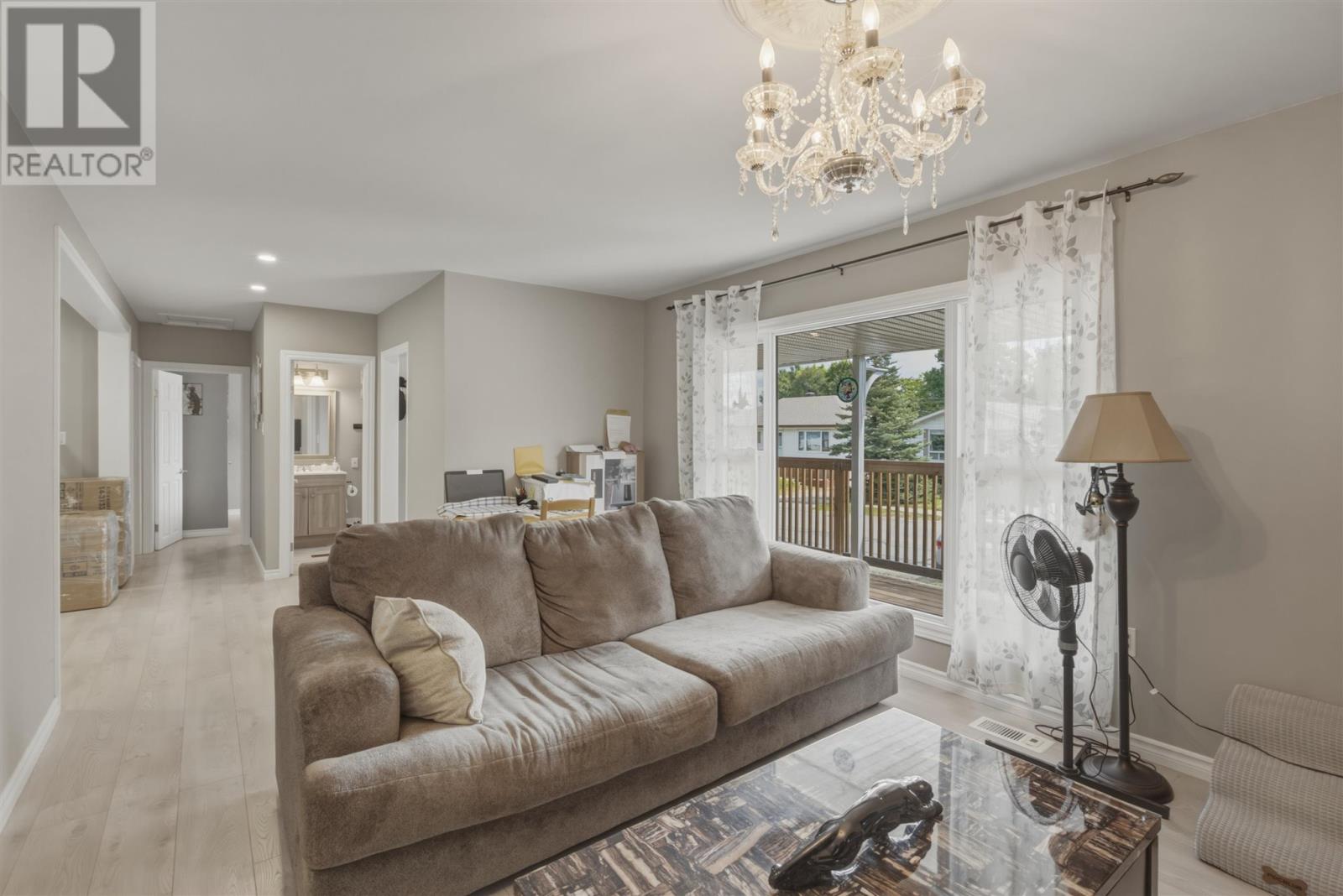 44 Axmith AVE - Image 6