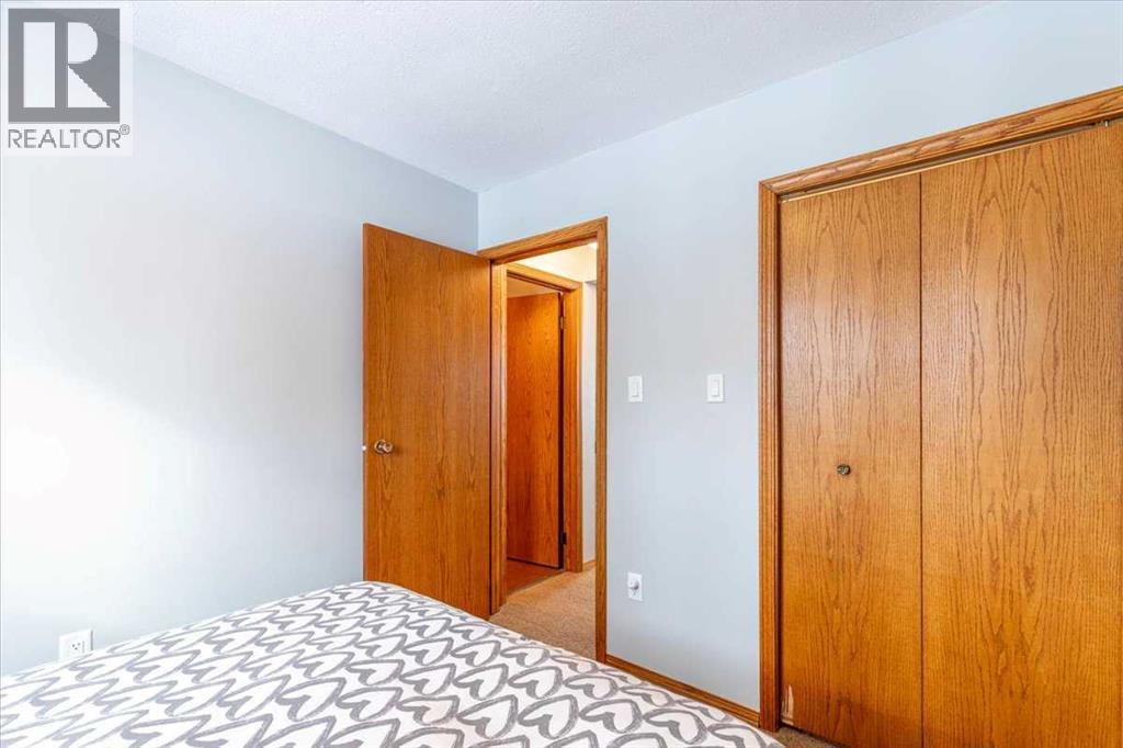 35 Lakeshore Drive - 18