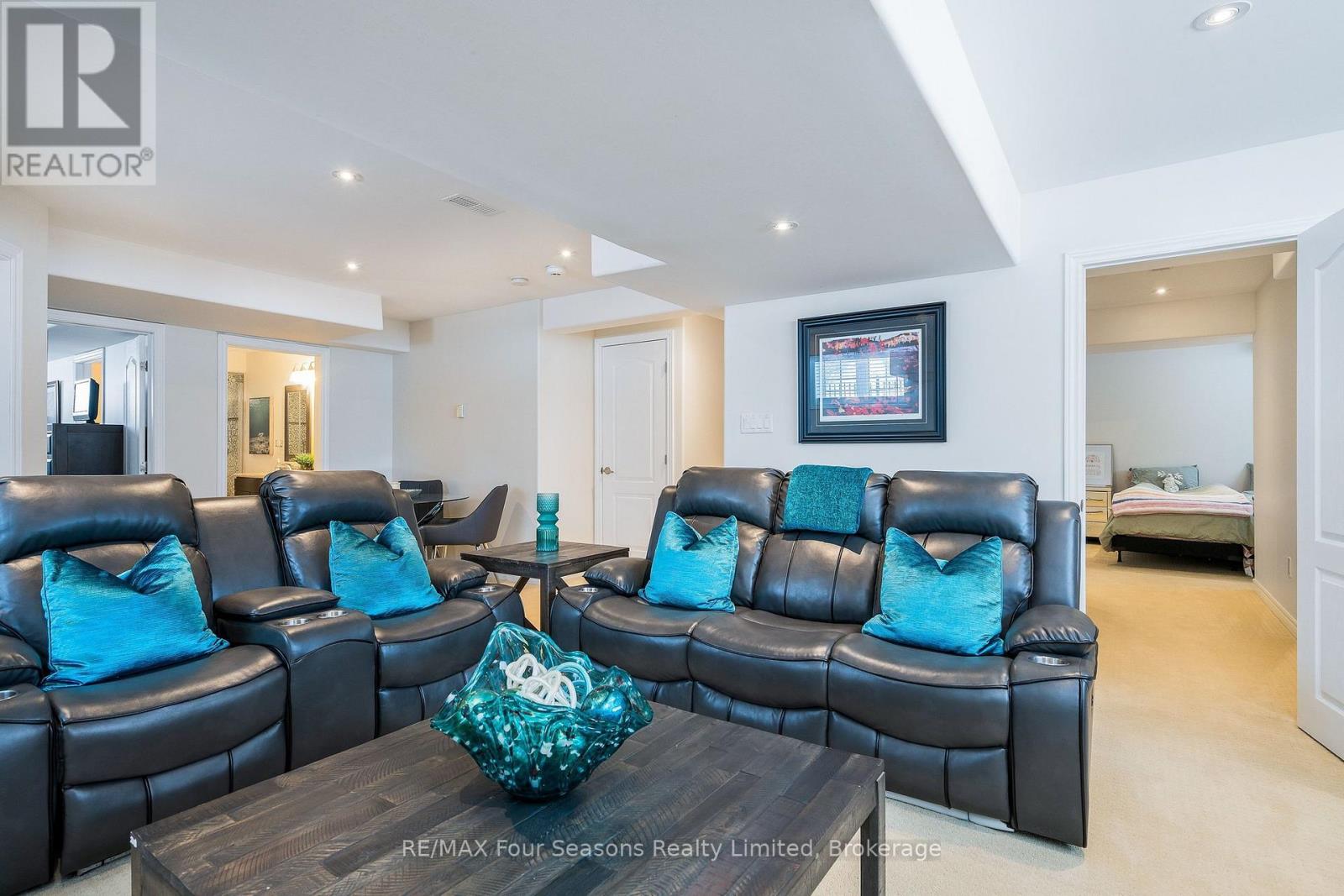 64 WATERVIEW ROAD - 24