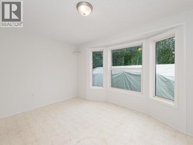 413-989 RANGE ROAD - 18