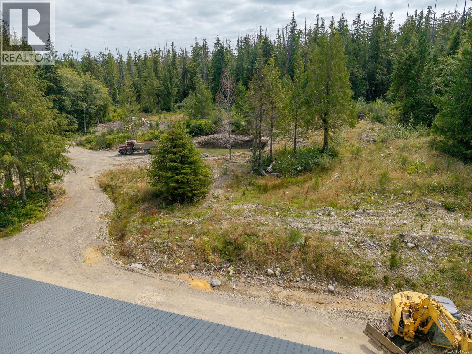 721 Bamfield Rd, Bamfield