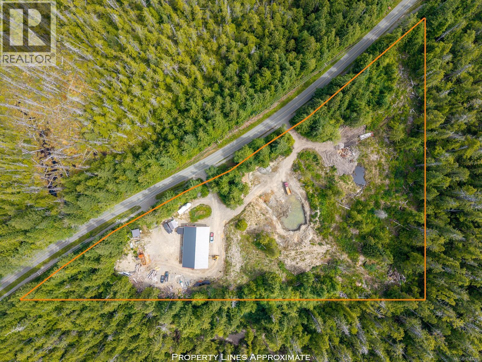721 Bamfield Rd, Bamfield