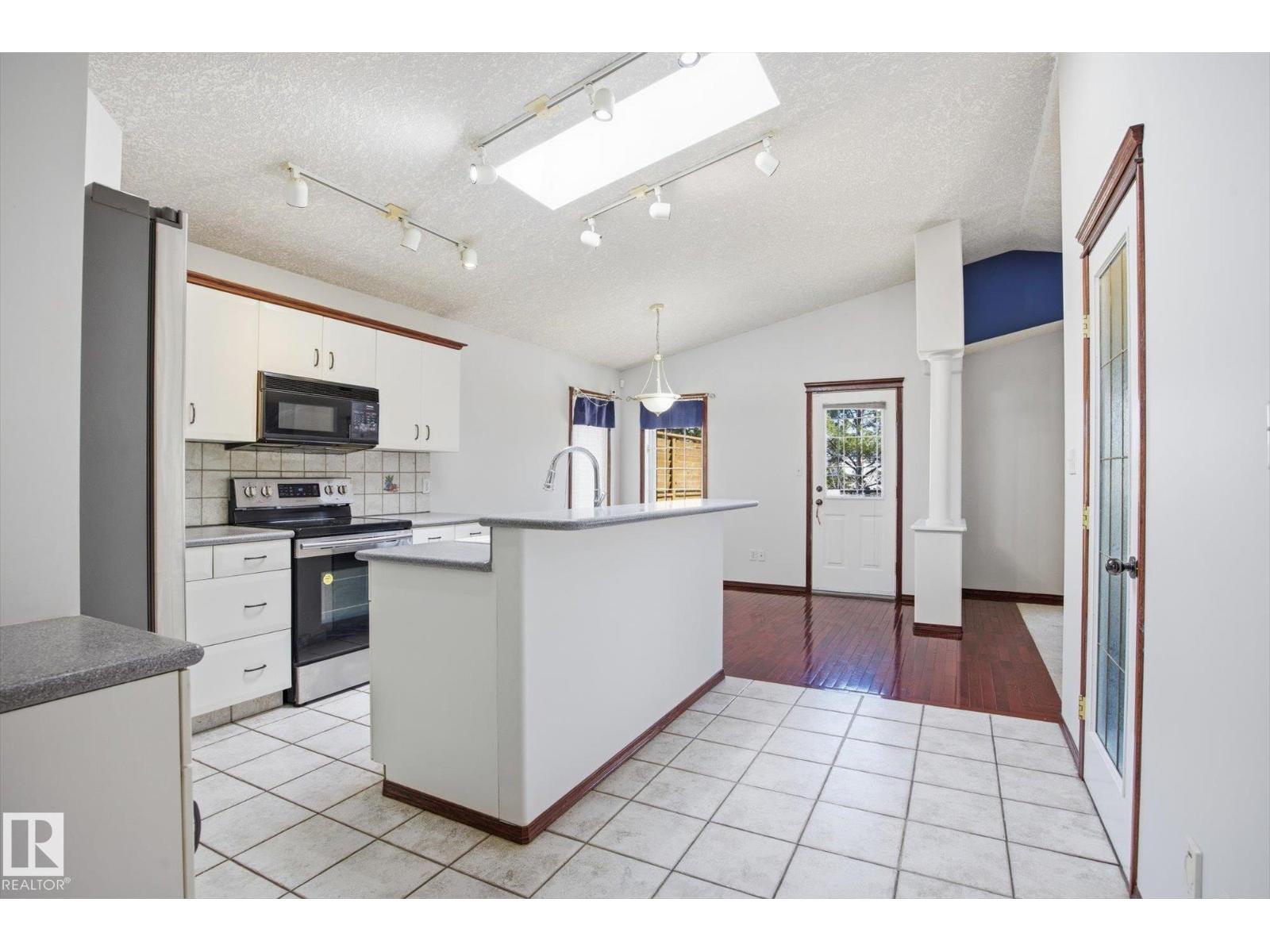 11413 118 ST NW - Image 4