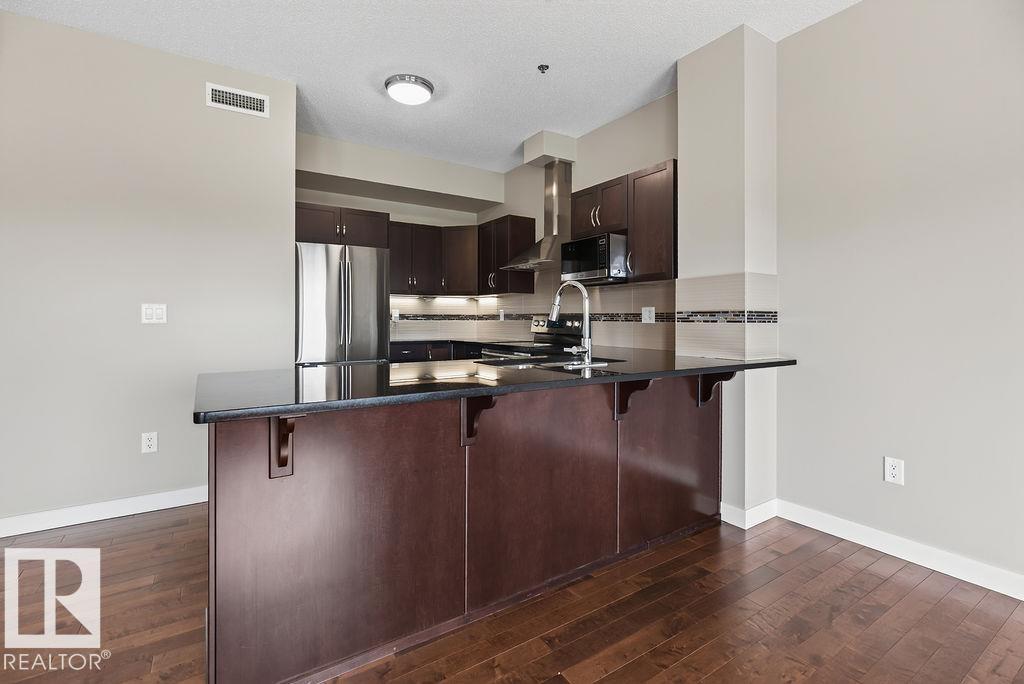 #303 35 STURGEON RD - 9