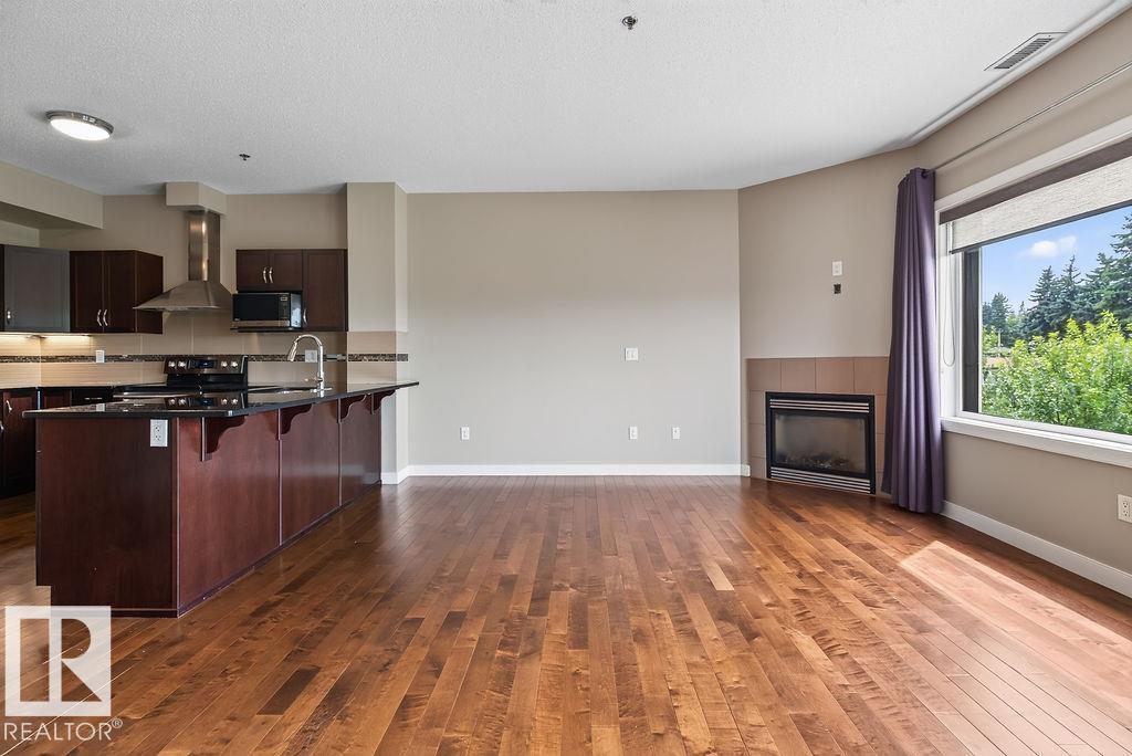 #303 35 STURGEON RD - 17