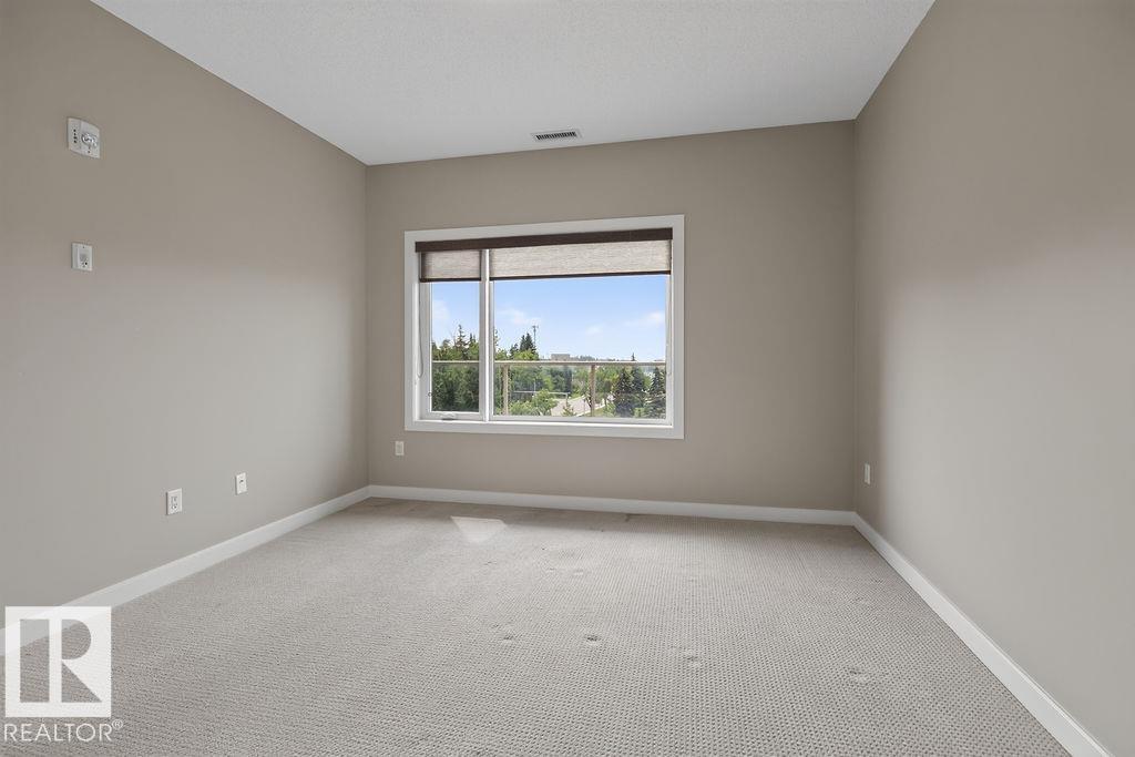 #303 35 STURGEON RD - 22