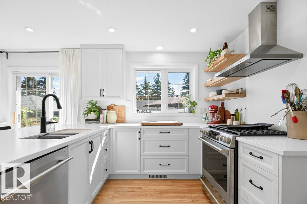 9047 52 ST NW - Image 16