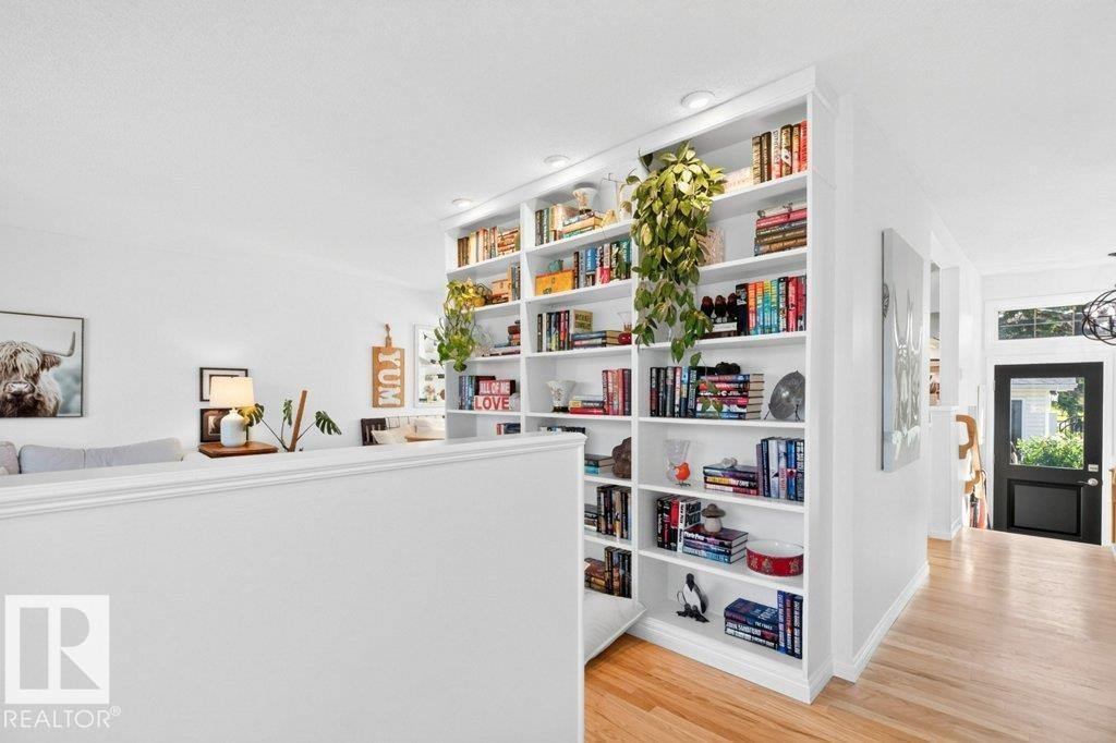 9047 52 ST NW - Image 7