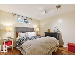 9047 52 St Nw, Edmonton, AB T6B1G1 Photo 32