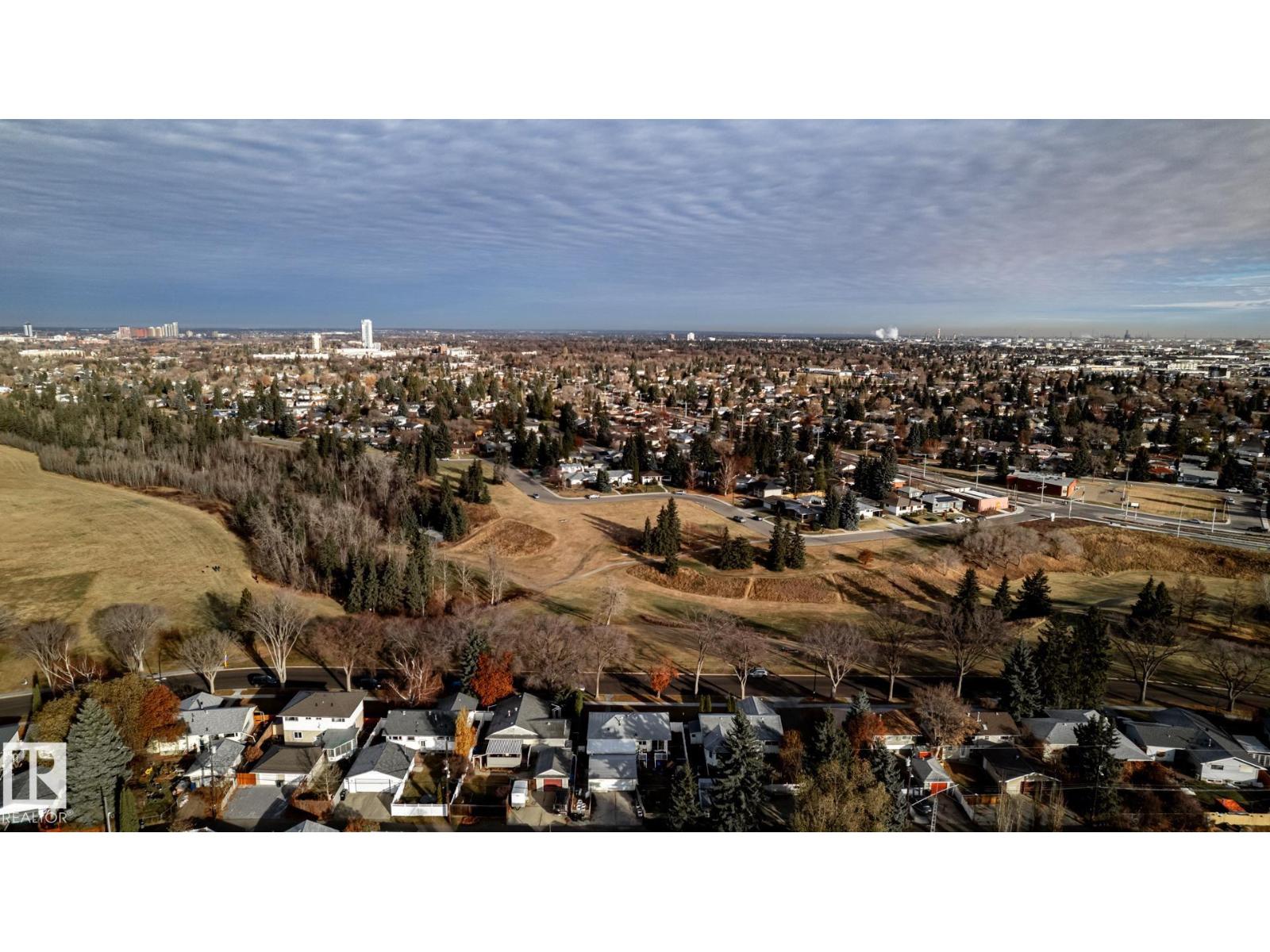 6724 84 ST NW - 13