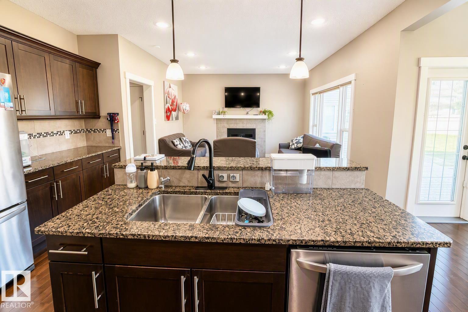 711 57 St SW - Image 14
