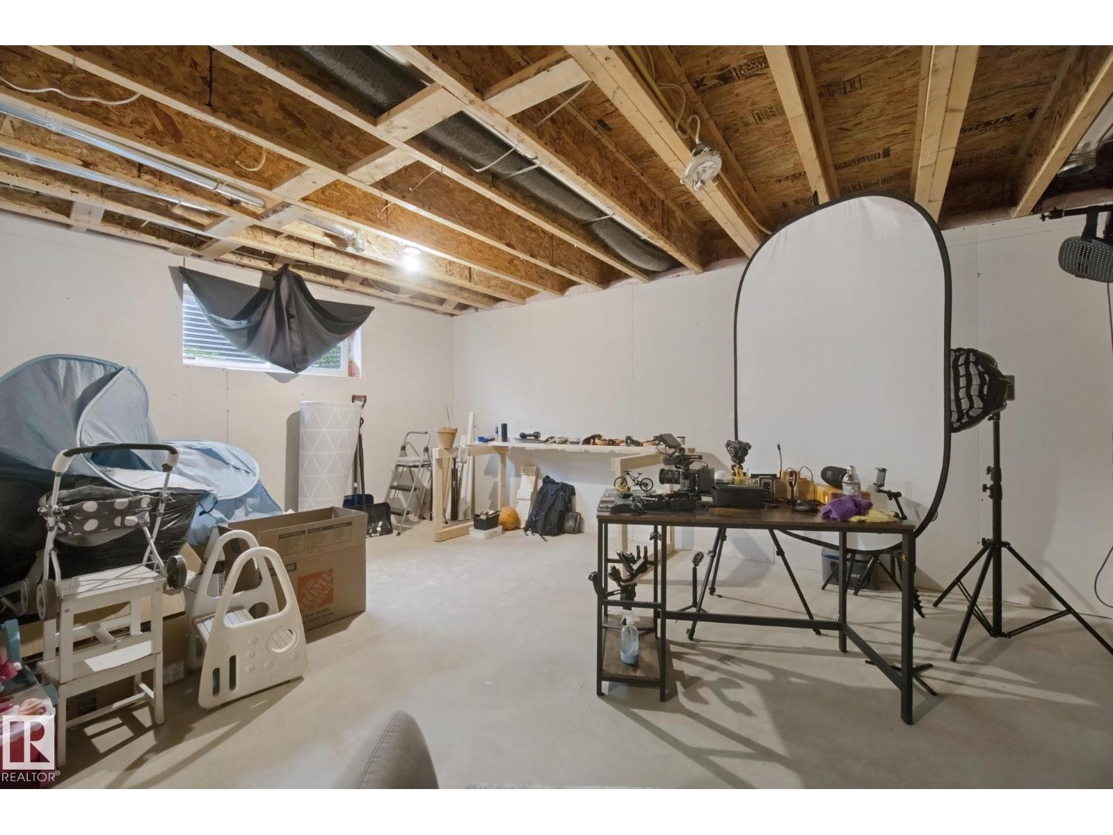 735 176 ST SW - 29