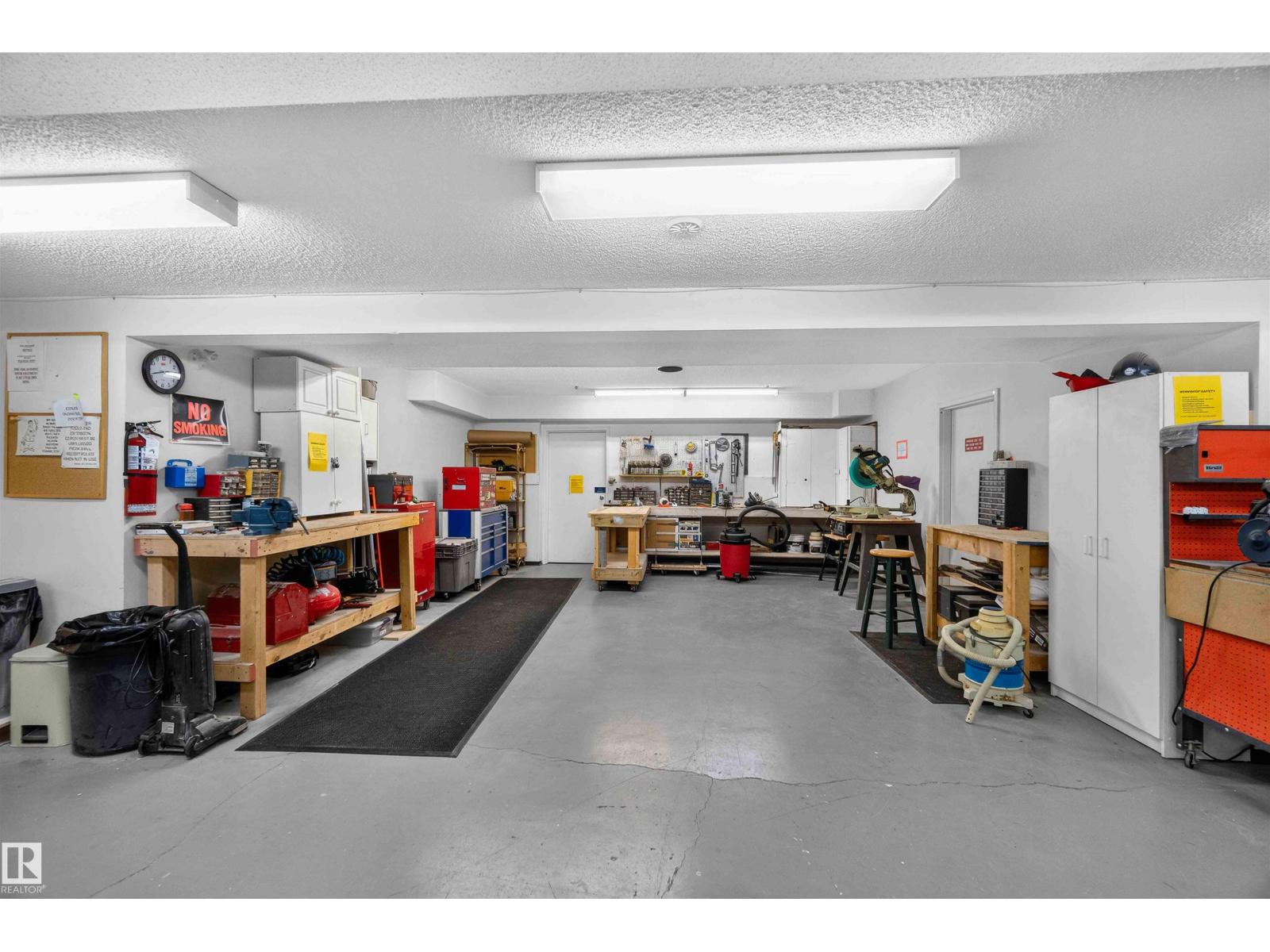 #212 9535 176 ST NW - 36