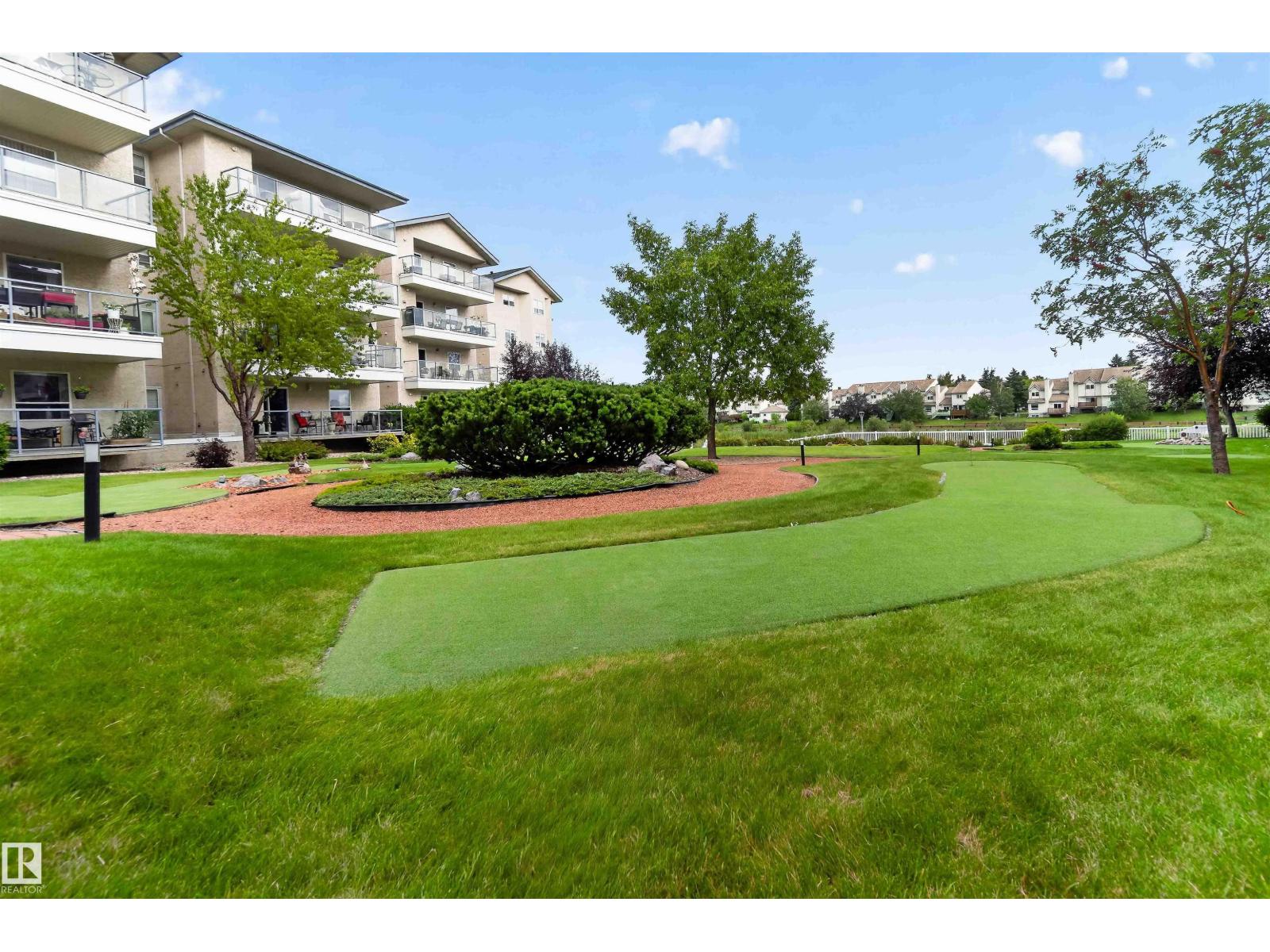 #212 9535 176 ST NW - 41