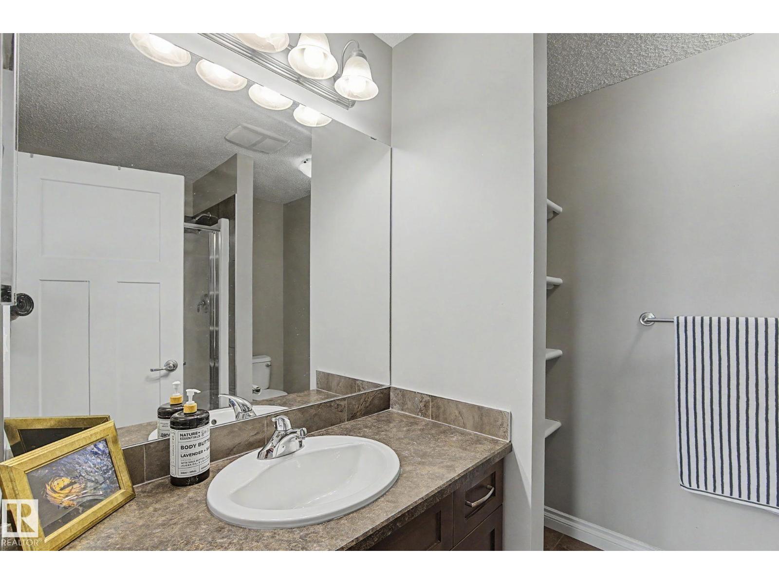 1135 177 ST SW - 42