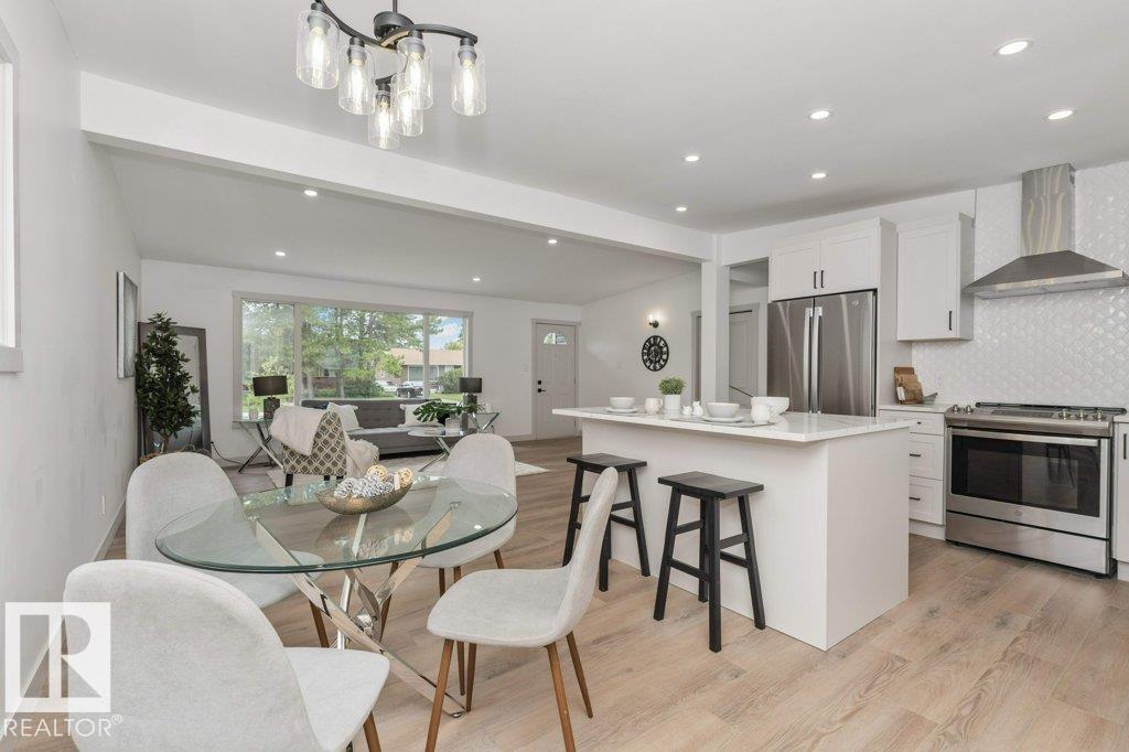 4703 117 ST NW - 3