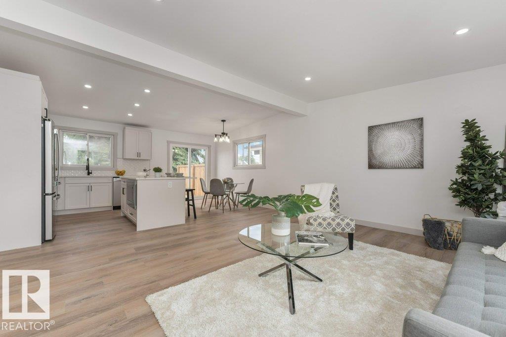 4703 117 ST NW - 5