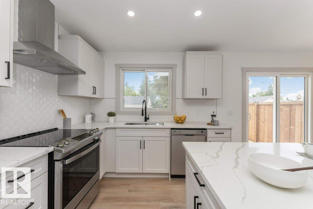 4703 117 ST NW - 8