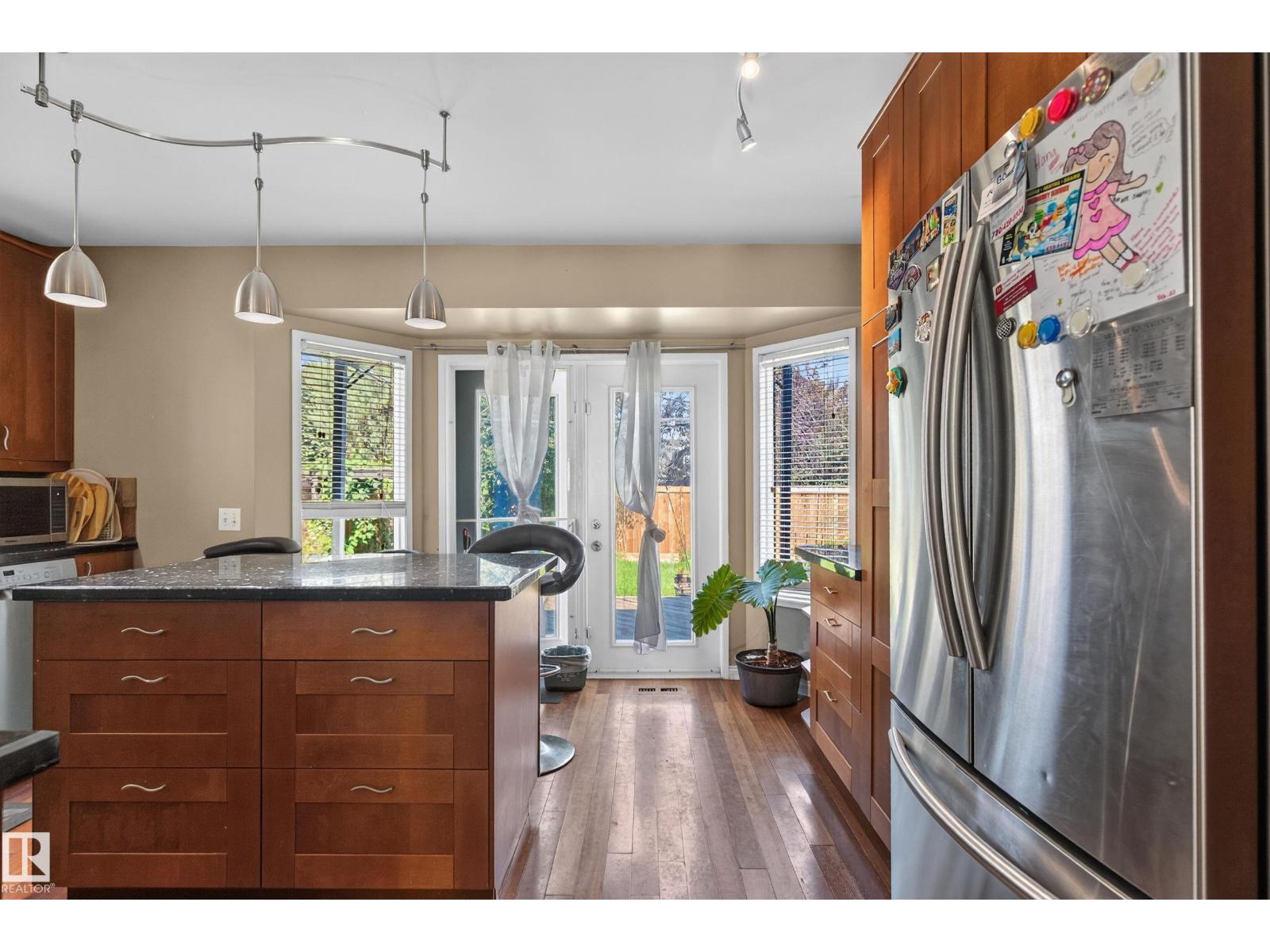 19040 70 AV NW - Image 11