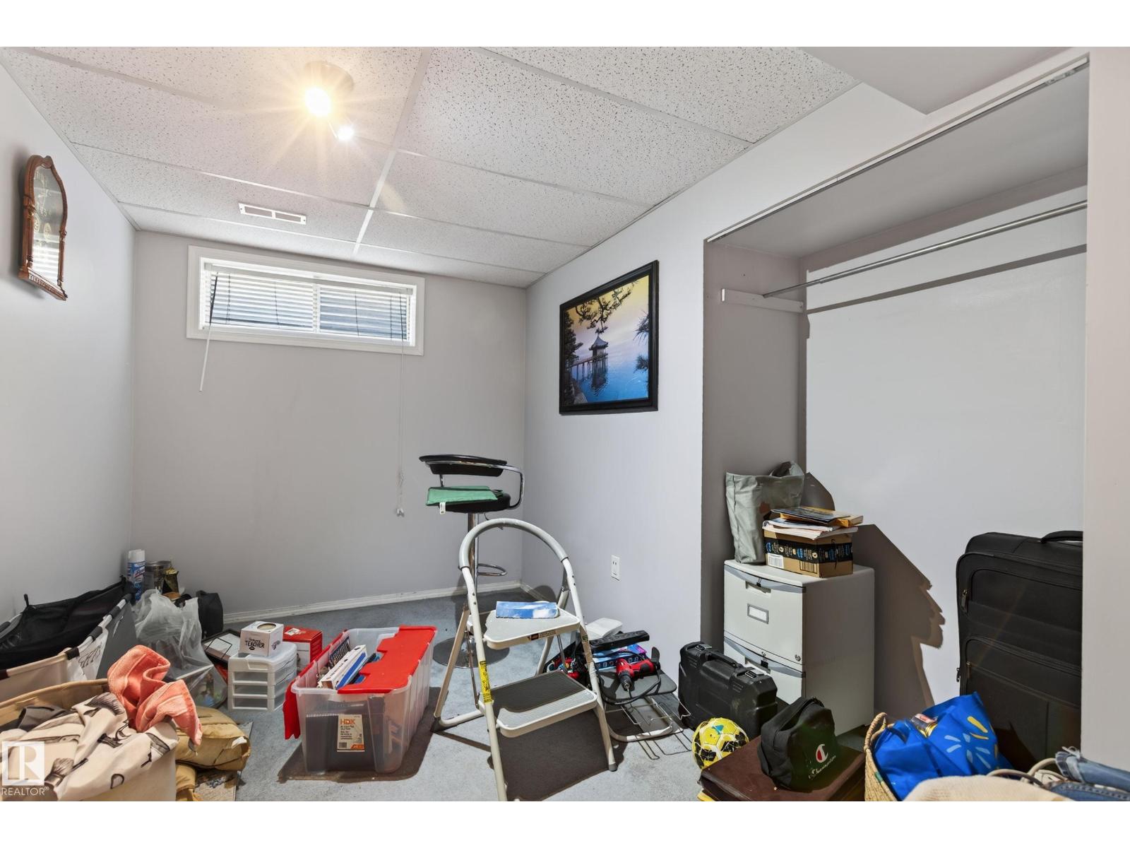 19040 70 AV NW - 32