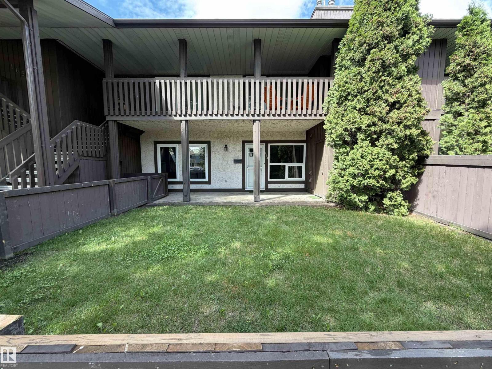 164 SURREY GARDENS GD NW - 2
