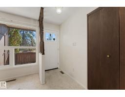 164 Surrey Gardens Nw, Edmonton, AB T5T1Z3 Photo 6