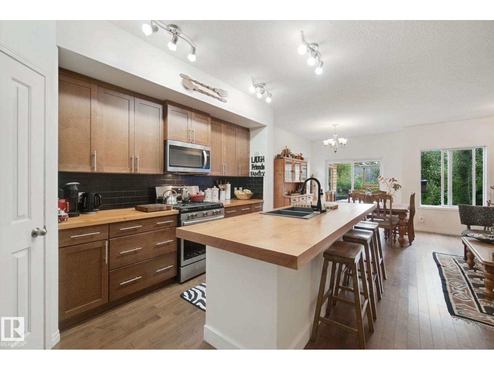 56 HARTWICK MR - Image 3