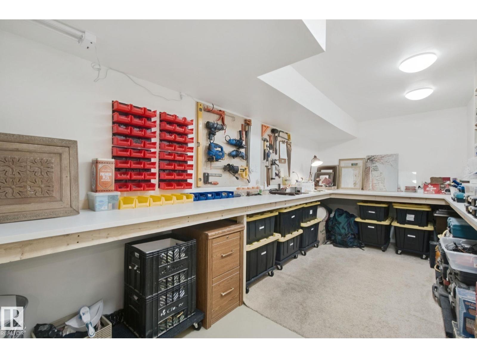 56 HARTWICK MR - Image 34