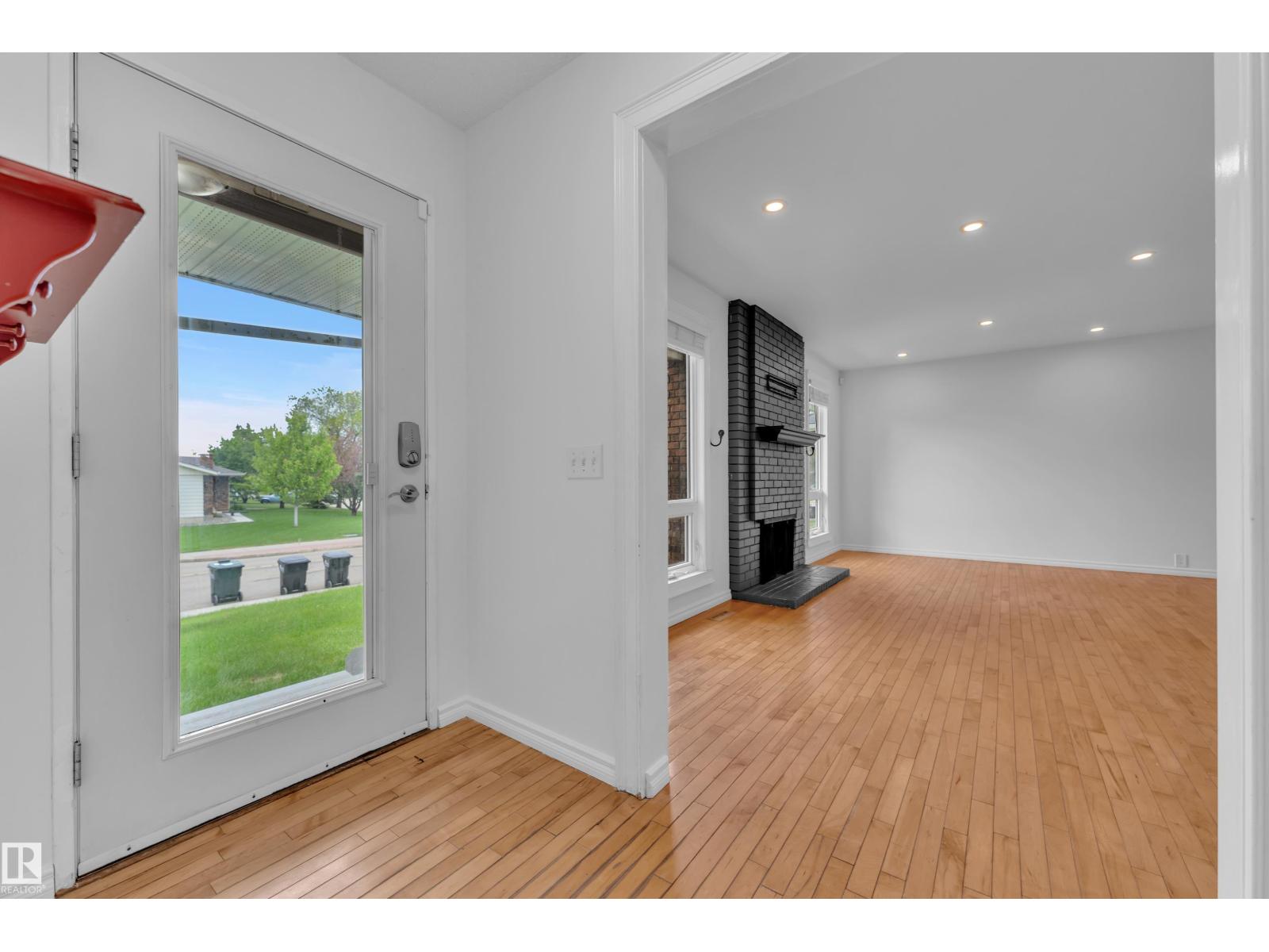47 GALLOWAY Drive - 7