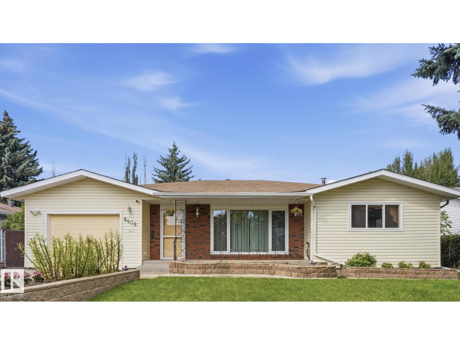 8408 176 ST NW - 1