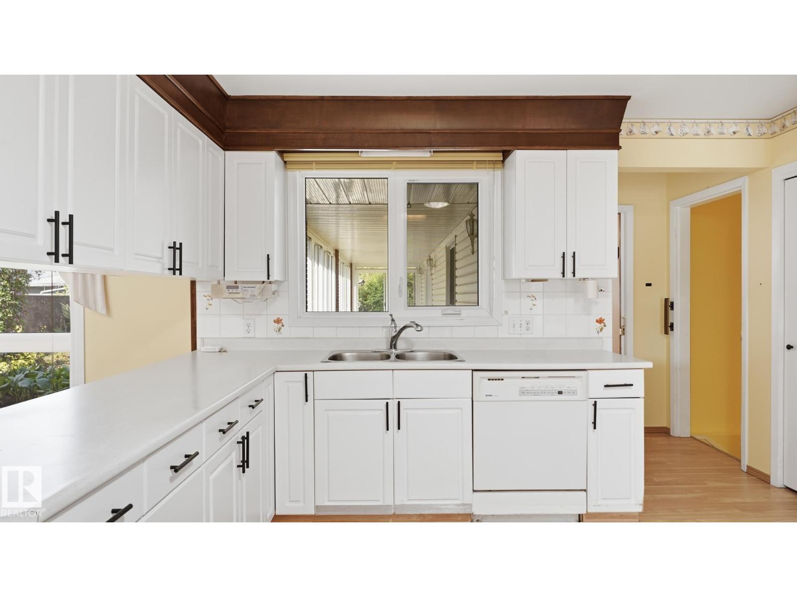 8408 176 ST NW - Image 17