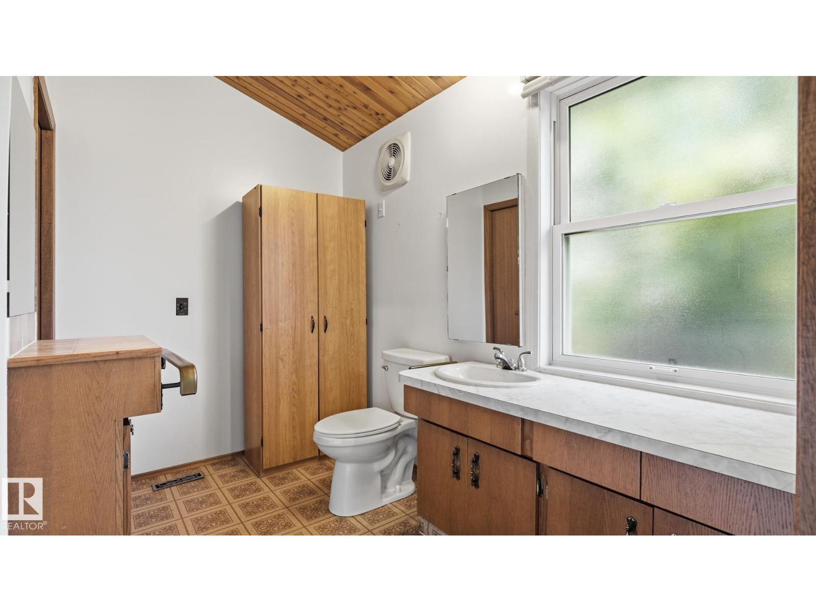 8408 176 ST NW - Image 28