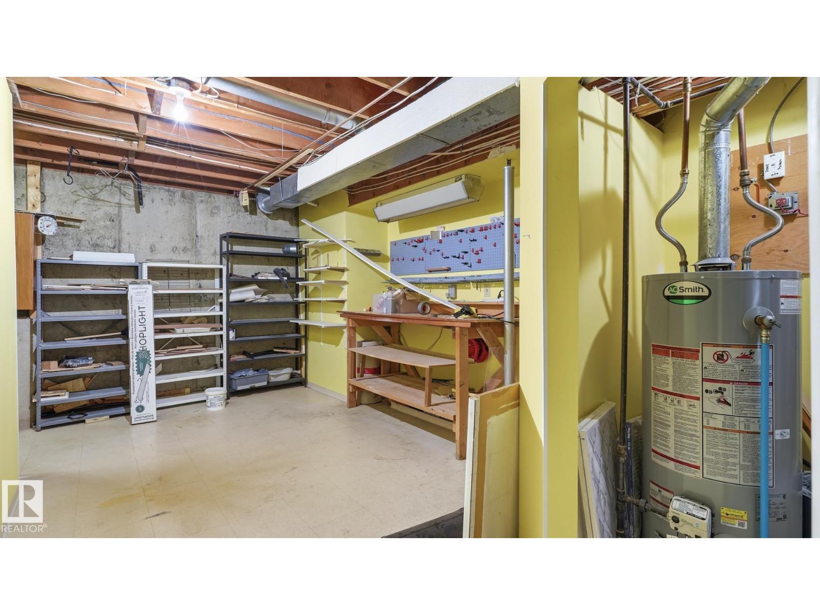 8408 176 ST NW - 45