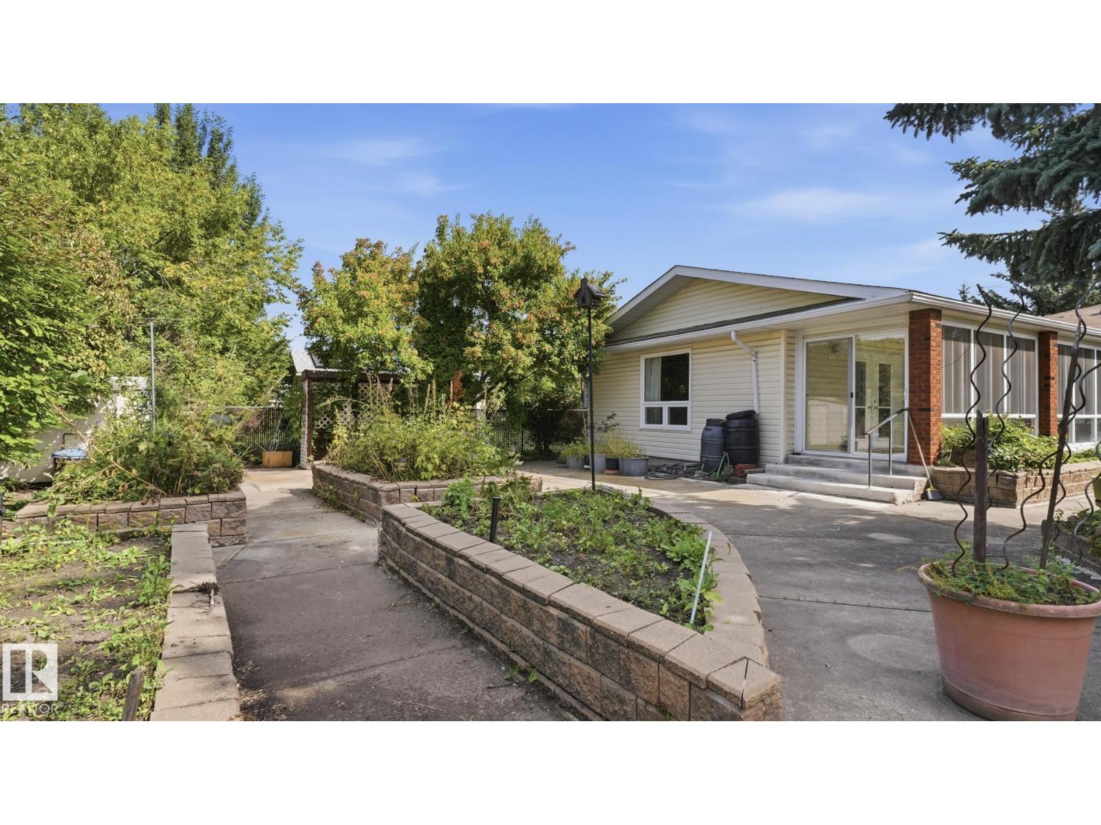 8408 176 ST NW - Image 54