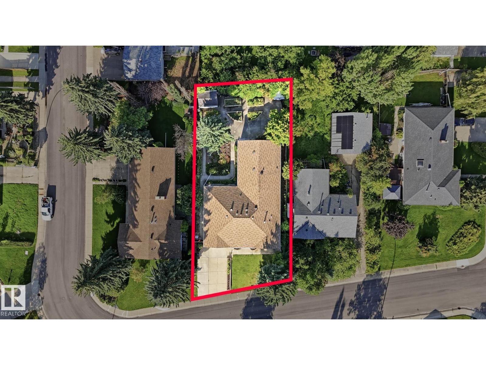 8408 176 ST NW - 58