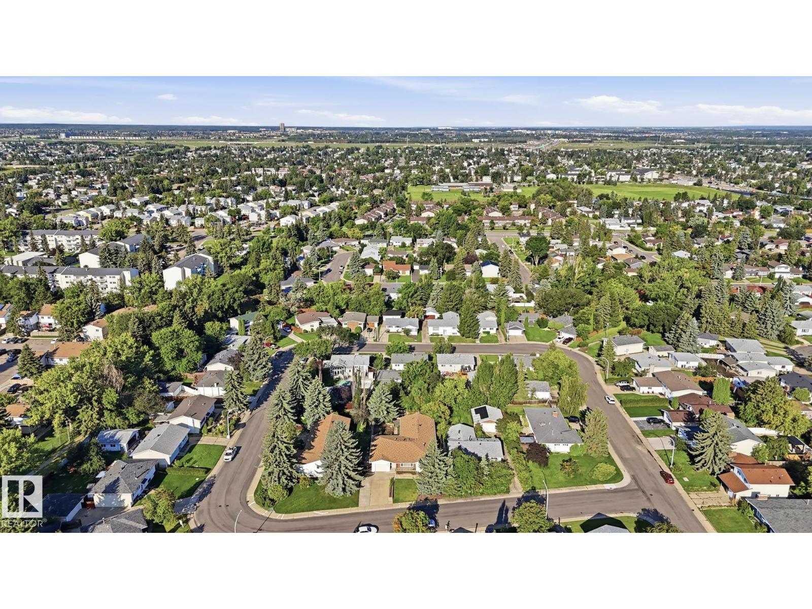 8408 176 ST NW - 61