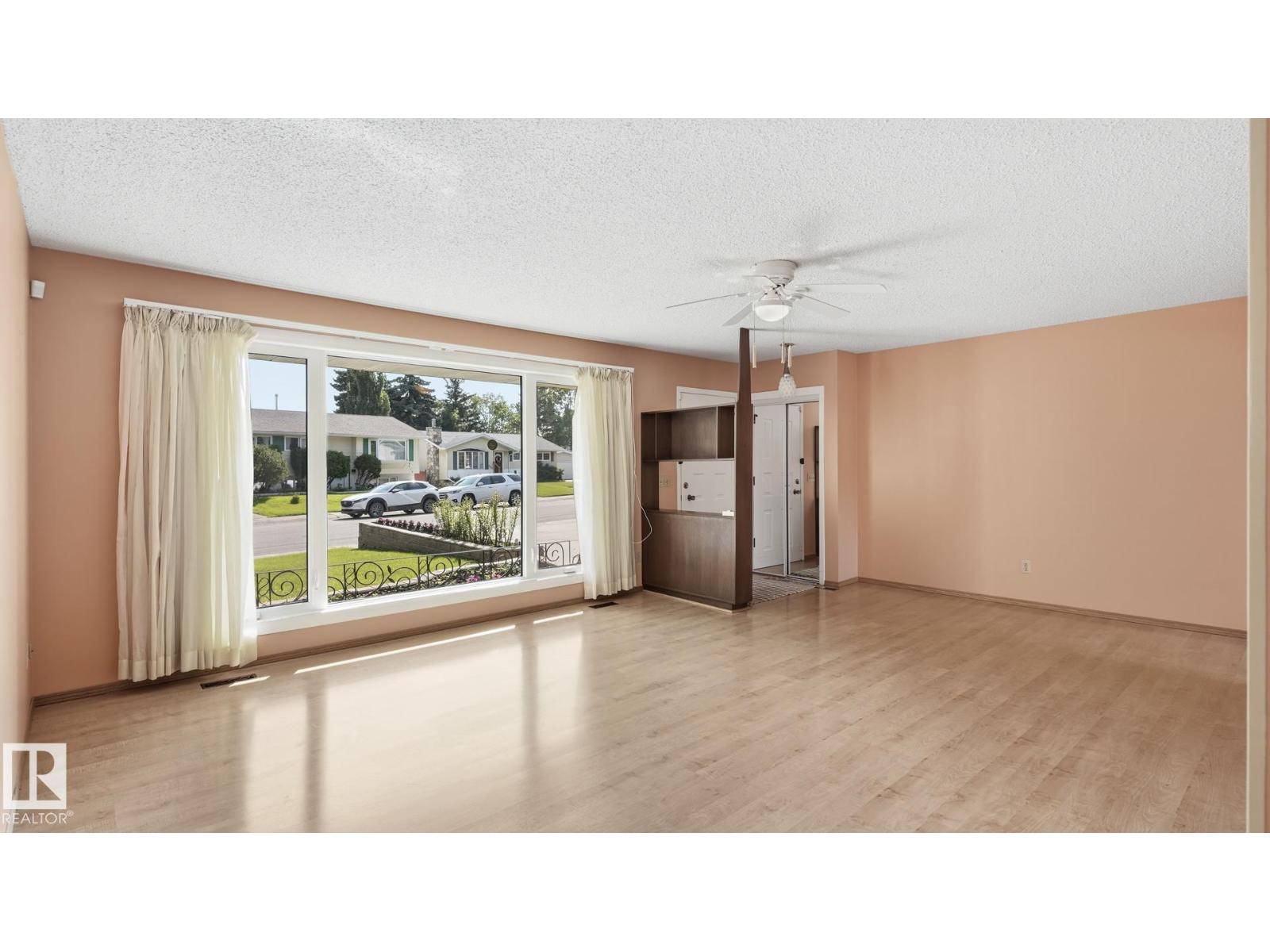 8408 176 ST NW - 7